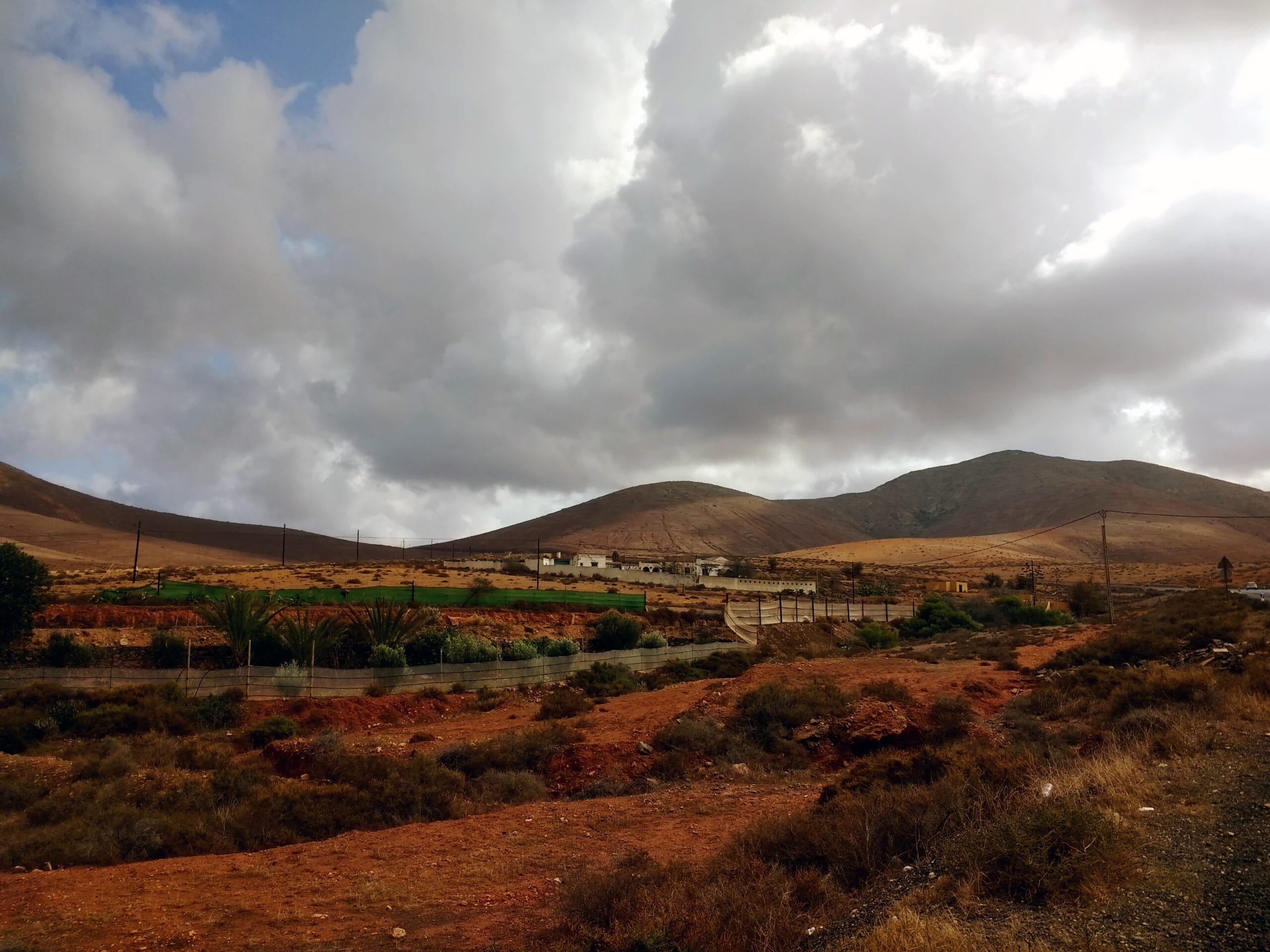 Rain in the Agafay Desert: 10 Things Every Traveler Should Know 3 Rain in the Agafay Desert: 10 Things Every Traveler Should Know